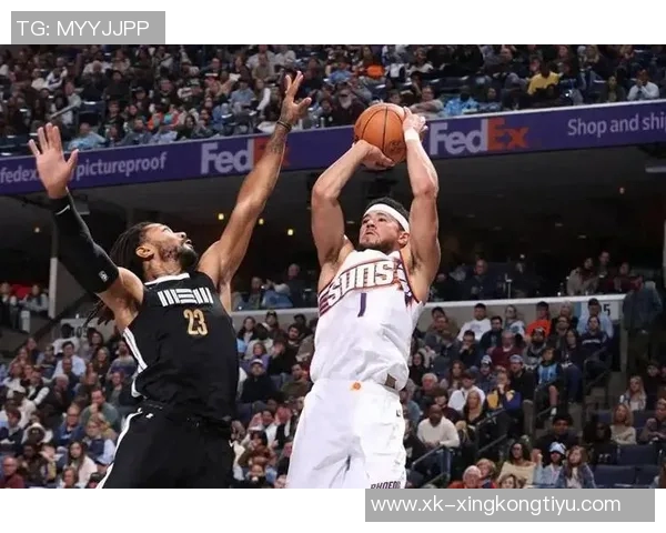 布克失误频繁引发主帅关注对手防守策略显著影响表现